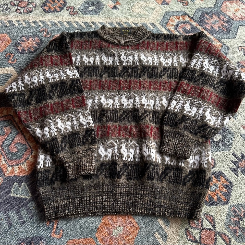 100% Wool Tejidos Ruminahui Patterned Sweater